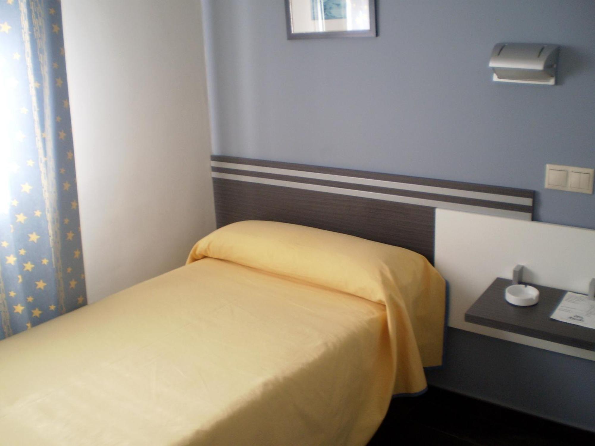 Hostal Rica Posada Guadalajara Zewnętrze zdjęcie